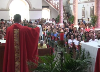 Domingo de Ramos abre a Semana Santa em Manhuaçu